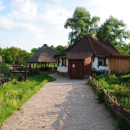 Dykyi Khutir Melniki (Cherkasy) Exterior foto