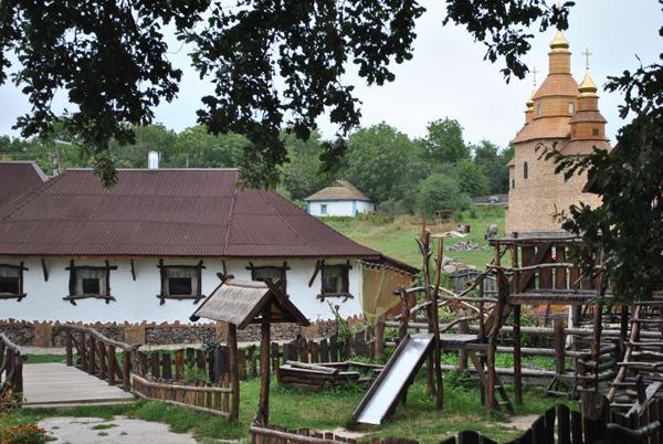 Dykyi Khutir Melniki (Cherkasy) Exterior foto