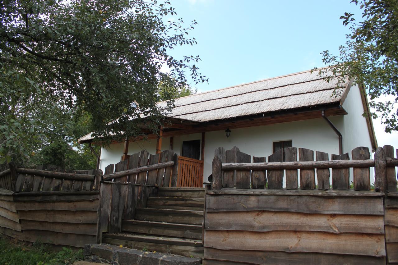 Dykyi Khutir Melniki (Cherkasy) Exterior foto